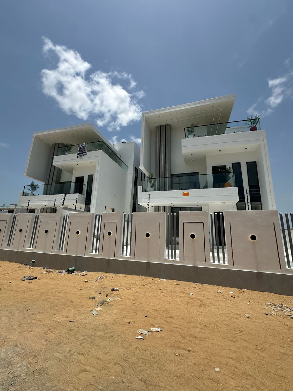 5 Bedroom Detached Apartment @ Ajah.  REGULAR COMPOUND